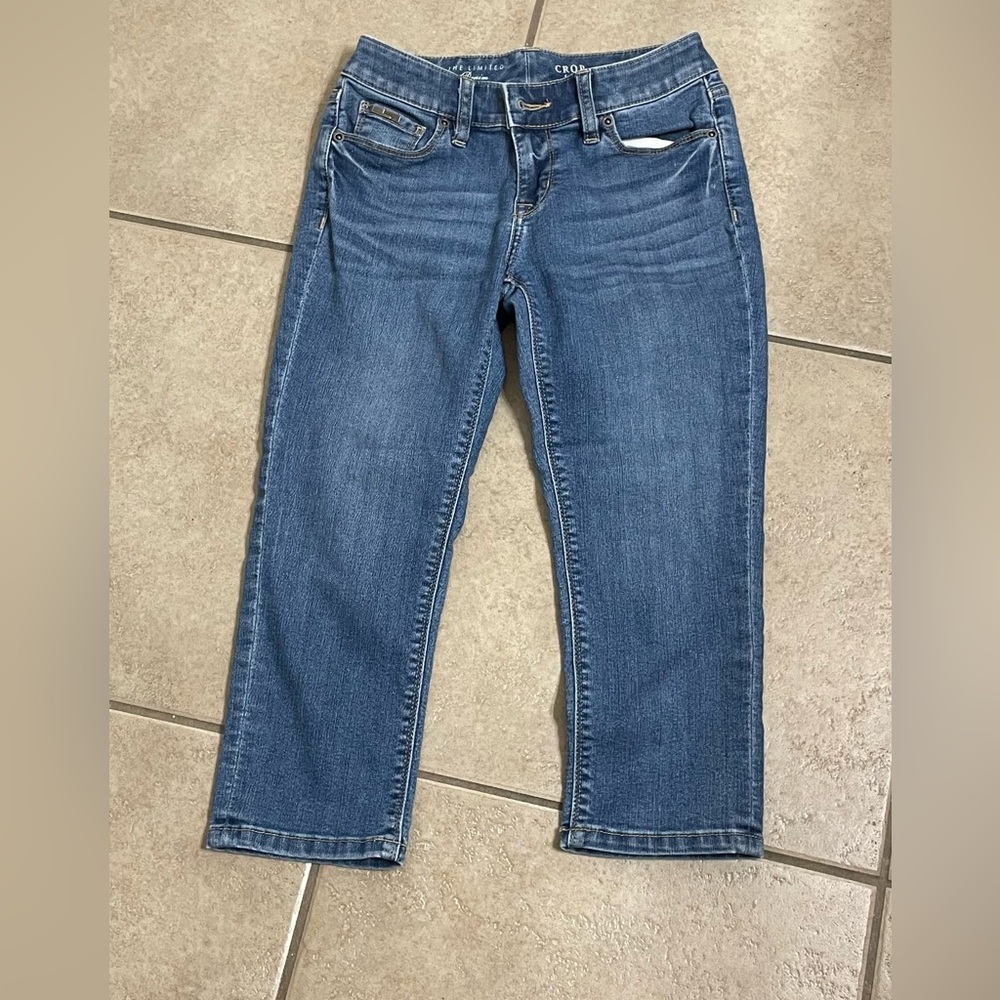 The Limited crop jeans.size 00 petite